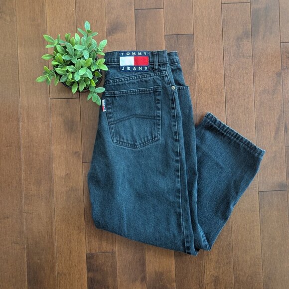 TOMMY HILFIGER VINTAGE BLACK WASH BAGGY JEANS - Picture 1 of 5